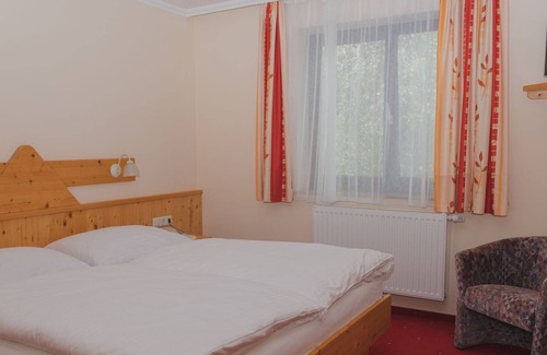 Attersee Apartamento | Doppelzimmer Mansarde - Hotel Hemetsberger