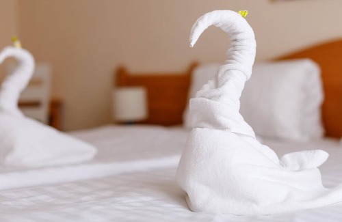 Morbisch am See Cabaña | Doppelzimmer mit Kleinem Balkon - Pension Laubenhof