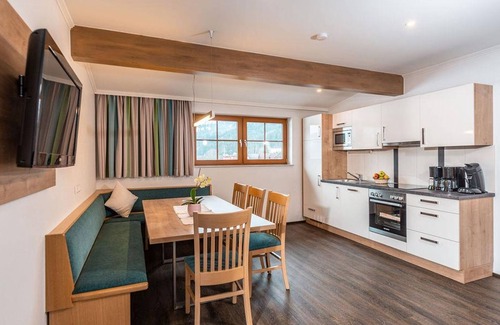 Aich Apartamento | Doppelzimmer mit Dusche, WC - Land- und Appartementhaus Pircher