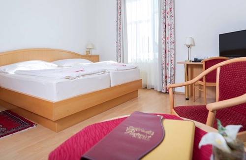 Seeboden Cabaña | Doppelzimmer mit Frühstück - Gasthof Postwirt
