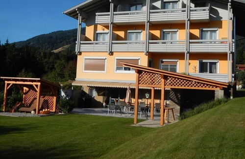 Seeboden Cabaña | Doppelzimmer mit Seeblick 2.stock - Pension Frankhofer