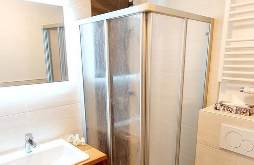 Seeboden Cabaña | Doppelzimmer Nockalm mit Balkon - Gästehaus Bärwald