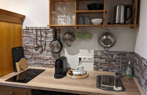 Edenkoben Apartamento | Doppelzimmer Weinrebe mit Kochnische an der Südliche Weinstraße