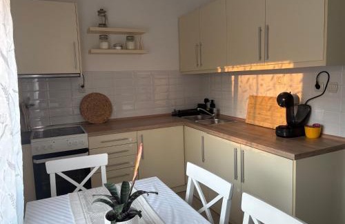 Balatonfured Apartamento | DÓRA Apartman