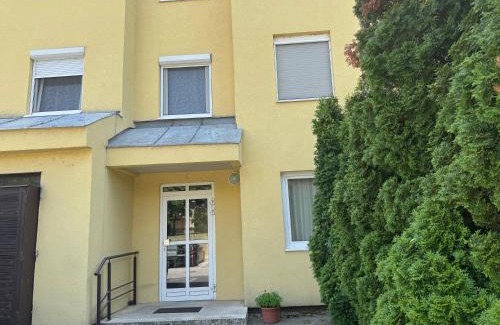 Balatonfured Apartamento | DÓRA Apartman