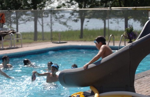 Iroquois Cabaña | Doran Bay Resort - Iroquois ON - Cottage - 1