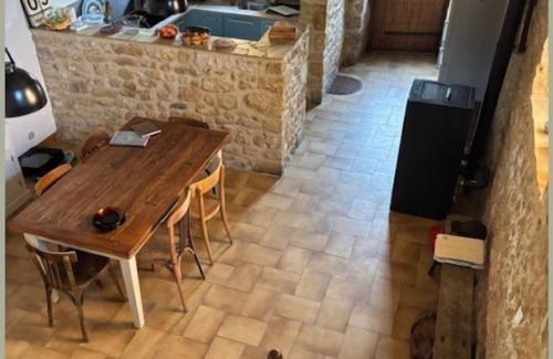 Pays-de-Belves Casa | Dordogne, en el corazón del Périgord Negro, casa de pueblo con piscina privada