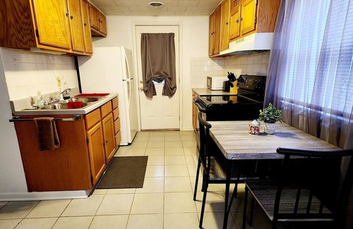 Hamilton Apartamento | Dorothy - Apartment suite in Hamilton, MO!