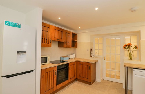 Ibberton Cabaña | DORSET VIEW, pet friendly, with a garden in Ibberton