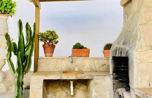 Conil de la Frontera Casa | Dos Chalets Separados con Piscina Privada Cada Uno - Perfectos para Grupos Grandes Cerca del Pueblo