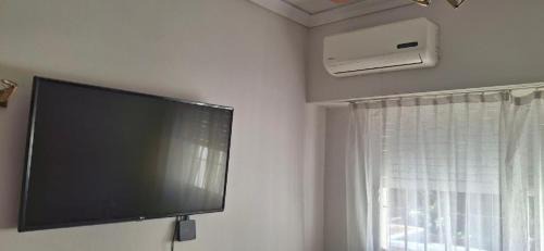 Vicente López Apartamento | Dos habitaciónes independientes con baño privado en casa familiar