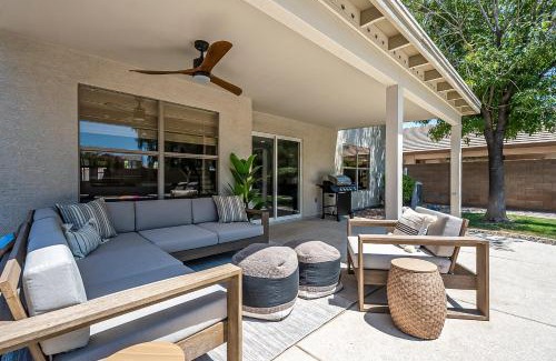 Neely Farms Casa | Dos Palmas - Gilbert Poolside Retreat