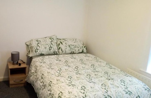 Burnley Casa | Double-bed (H2) close to Burnley city centre