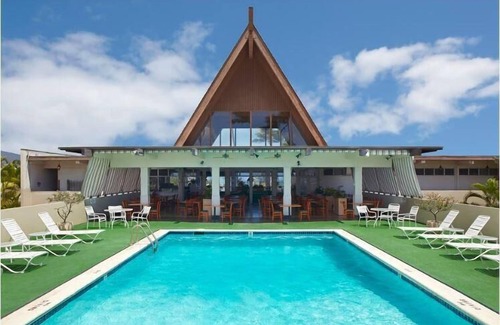 Kahului Apartamento | Double-Bed Room w/ WiFi & Views of Courtyard & Tropical Gardens