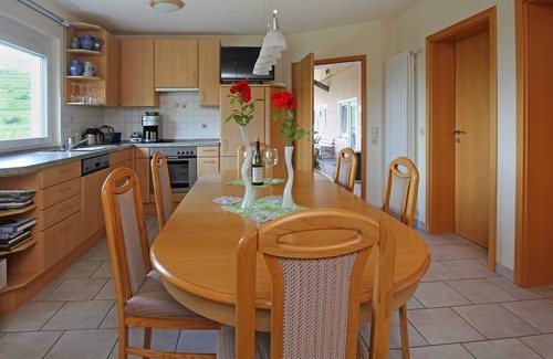Vogtsburg Apartamento | Habitación doble amarilla - Bodega Baumer
