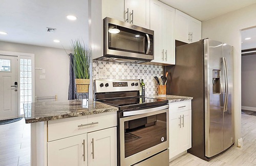 Hunt Club Casa | Double Diamond Rentals - Main House- Serene Sunset Oasis