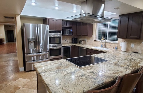 Mesa Casa | Double Eagle Villa with pool and pickleball close to Scottsdale!