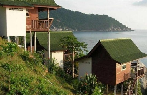 Baan Tai Cabaña | Bungalow con ventilador doble y vista al mar 2