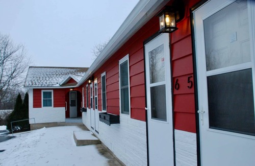 Mount Horeb Hotel | The Little Village, 101 - ¡Disfruta las pequeñas cosas!