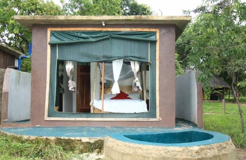 Mikumi Casa | Double G safaris and Camp Mikumi - Luxury Triple Room 2