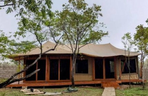 Mikumi Casa | Double G safaris and Camp Mikumi - Luxury Triple Room 3