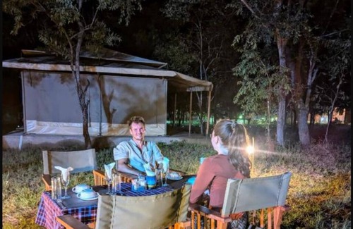 Mikumi Casa | Double G safaris and Camp Mikumi - Superior Single Room 4