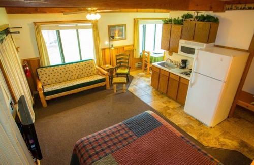 Puposky Casa | Double Poolside Studio Suites - Steps from Resort Amenities