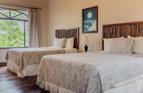 Popoyo Cama Y Desayuno | Double Queen Garden View