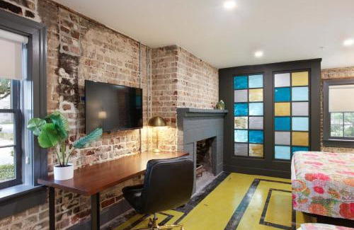 Historic District - North Casa | Double Queen Suite 1st Floor Boutique Hotel