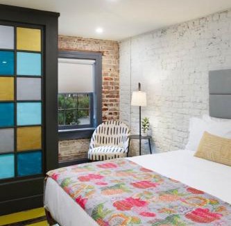 Historic District - North Casa | Double Queen Suite 1st Floor Boutique Hotel