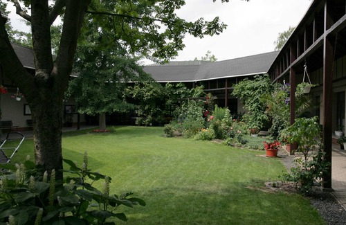 Lutherstadt Wittenberg Cabaña | Twin Room 3 en línea - Pension im Adventhaus