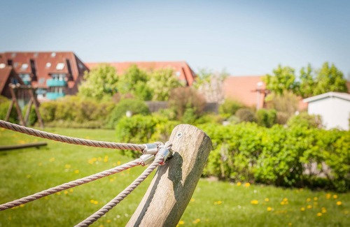 Dorumer Neufeld Apartamento | Double room 116. With garden view and dog-friendly.