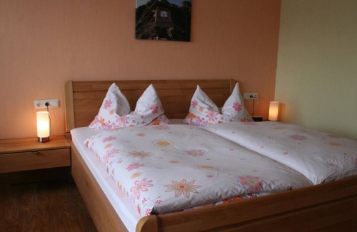 Uerzig Cama Y Desayuno | Double room 3 - Wine and guest house Hermann-Josef Schmitz