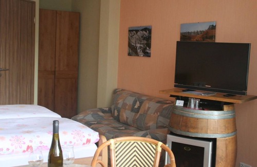 Uerzig Cama Y Desayuno | Double room 3 - Wine and guest house Hermann-Josef Schmitz