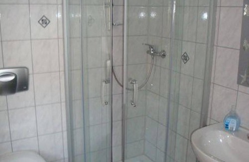Bell Cama Y Desayuno | Habitación doble baño / ducha / WC - Pension Gaß