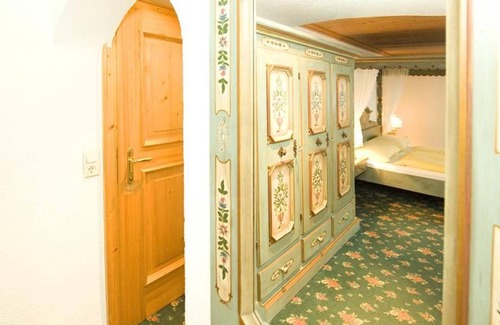 Rauris Cabaña | Habitación con dosel - Brau, *** Hotel-Gasthof