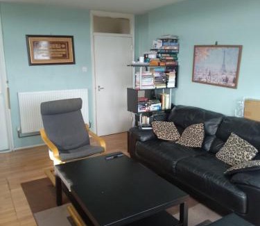 Tooting Casa | Double room in a cosy flat in Tooting