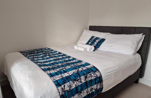 Chelmsford Casa | Double Room in a shared 4 bedroom family home in Broomfield