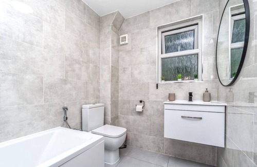 St. Dunstan's Casa | Double Room in Whitechapel