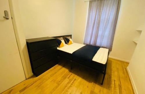 Brent Casa | Double Room in Prime Zone 2 Location