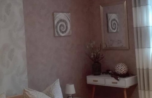 Anschau Apartamento | Habitación doble (en el sótano) con baño / aseo compartido - Ferienwohnung Familie Schmitz