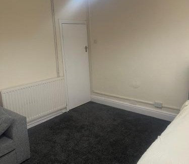 Walsall Casa | double room in walsall