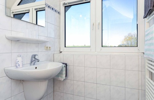 Esens Cabaña | Double room Seeschwalbe in the Hotel-Pension Altes Siel - Double room