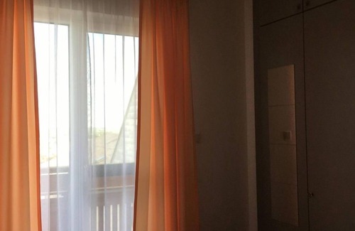 Neusiedl am See Apartamento | Double room, shower, WC, balcony - Pension Seeblick Latzko