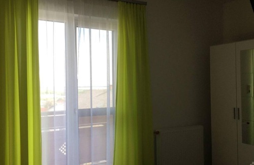 Neusiedl am See Apartamento | Double room, shower, WC, balcony - Pension Seeblick Latzko