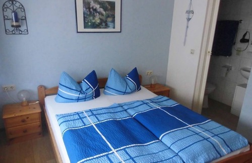 Detzem Cama Y Desayuno | Habitación doble con ducha / WC - Gästehaus Regneri