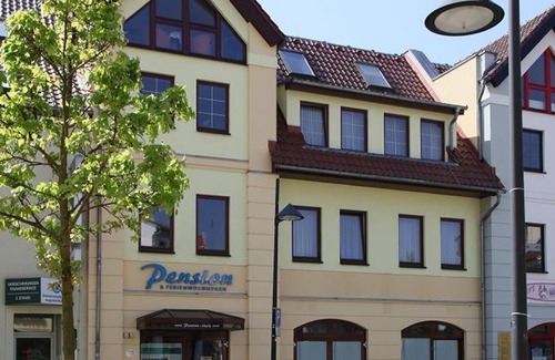 Lubben Cabaña | Double room street side, WC/shower - Pension am Markt