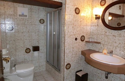 Hinterstoder Hotel | Habitación doble "Sternenhimmel" con ducha / WC - Hotel garni Landhaus Bürtlmair ***
