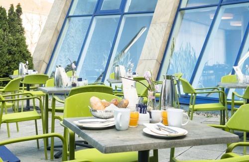 Pirnaische Vorstadt Casa | Double room Superior, walk-in shower - Dorint Hotel Dresden