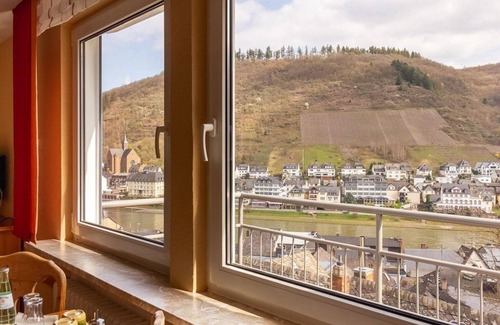 Cochem Casa | Habitación Doble con terraza Burgblick - Villa Tummelchen, Hotel-Pension garni